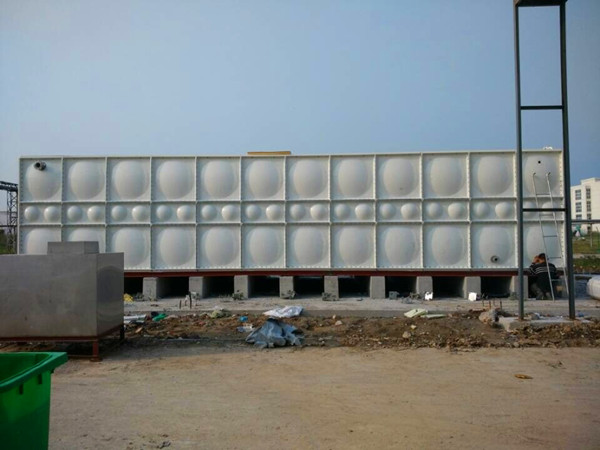 玻璃鋼水箱廠家定制